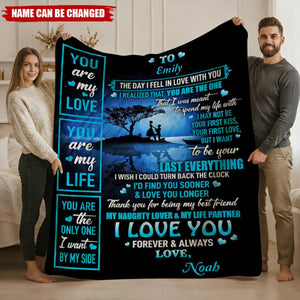 Special gift for Wife - Fiancee - Girlfriend Fleece Blanket